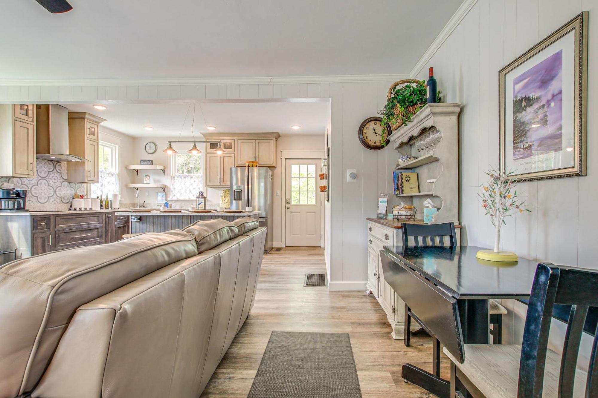 Lavish House With Patio - 2 Blocks To Green Lake! Ngoại thất bức ảnh